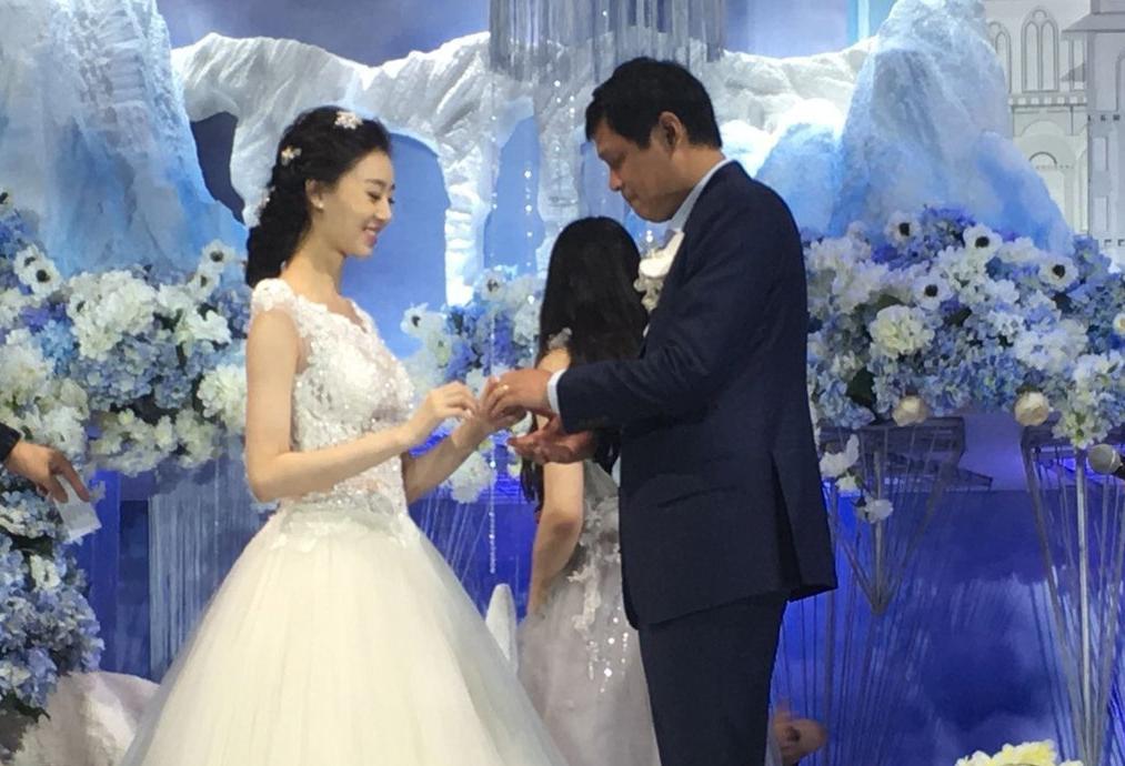 小猪结婚视频,小猪结婚的视频