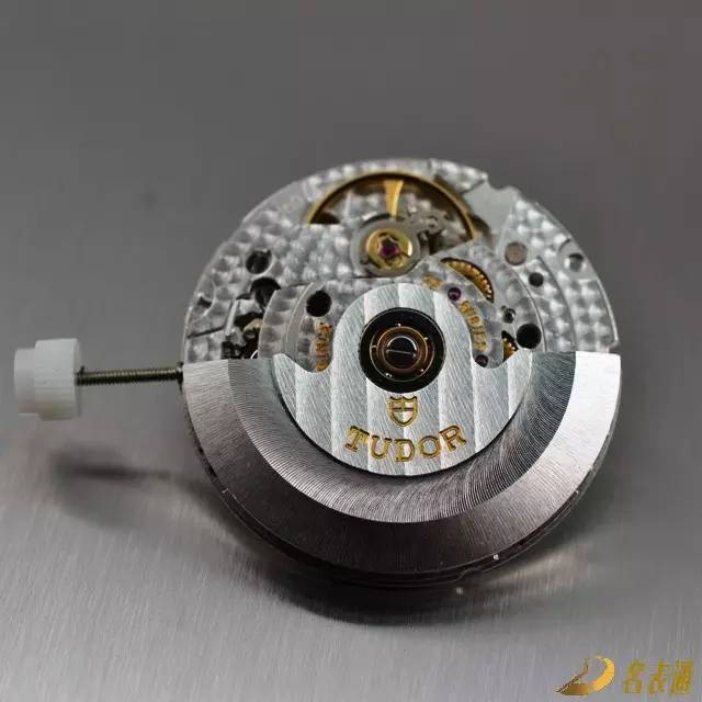 帝舵经典系列41mm值得入手吗,一万多的帝舵哪个系列最值得入手