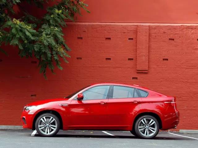 旁友，别摸我!!!（扒一扒宝马历史上的44款经典车型|下篇）