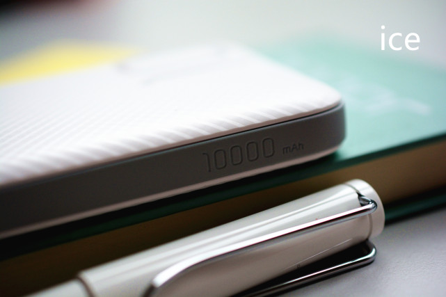 荣耀10000快充充电宝,荣耀充电宝12000毫安66w快充