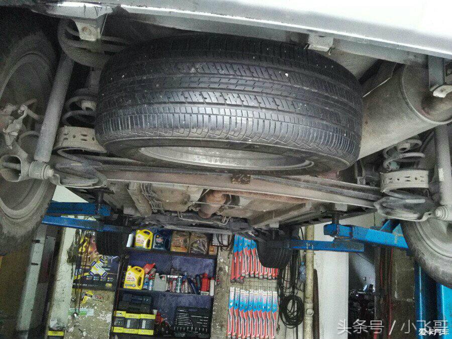 备胎改下挂式,背负式备胎改底挂怎么改