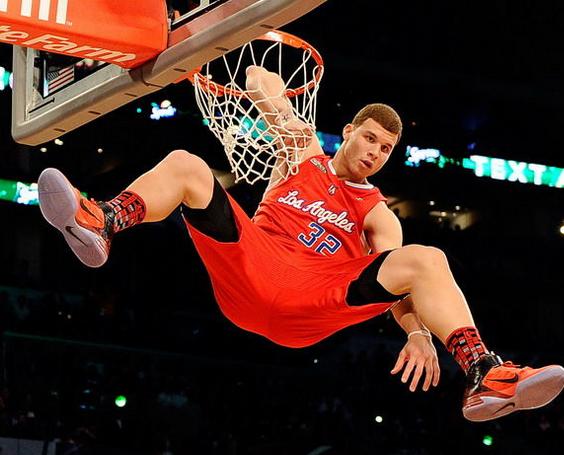 巅峰期勒布朗詹姆斯有多强,勒布朗詹姆斯18年场均上场时间