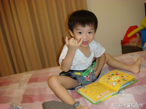 孩子喜欢抚摸自己的“隐私部位”作为家长应该怎么办？