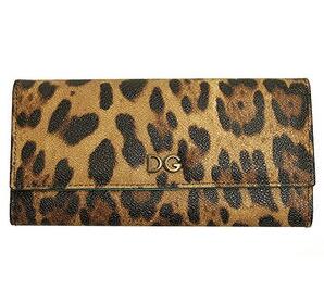 没有一个包包解决不了的问题，如果有就再买一个