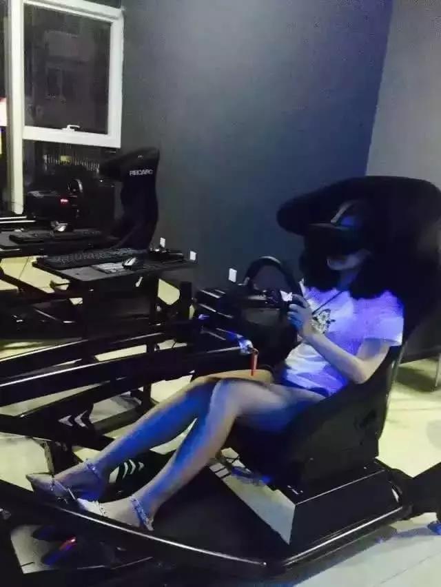 来来来,拿起*器武**上战场!