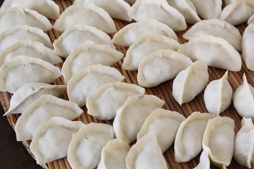 韭菜虾仁鸡蛋三鲜馅饺子怎么拌,虾仁韭菜鸡蛋三鲜馅饺子怎么调馅