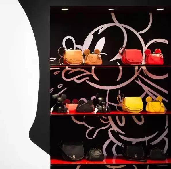 coach米老鼠男包,2022年最值得买的coach包