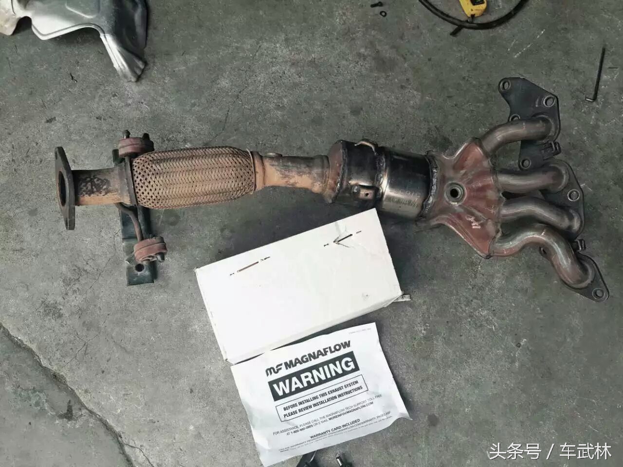 蒙迪欧致胜三元催化器怎么拆,10万公里福特蒙迪欧2.0缸内积碳