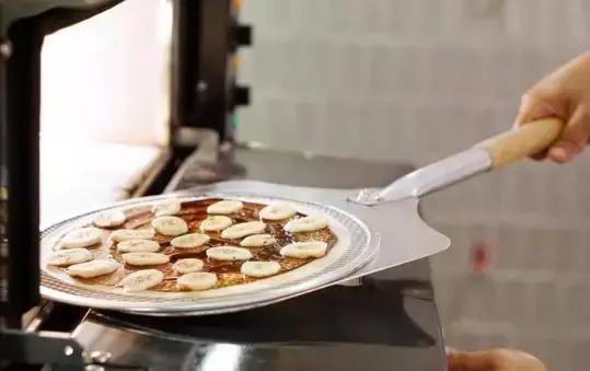 在香港不只是买买买，最重要的如何尝遍美食的全攻略