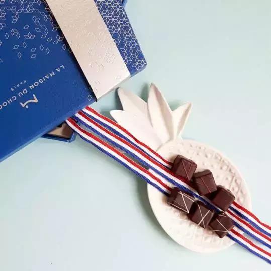 在香港不只是买买买，最重要的如何尝遍美食的全攻略