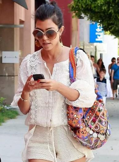 王菲章子怡都爱的“花布兜儿”可不是背去买菜的！