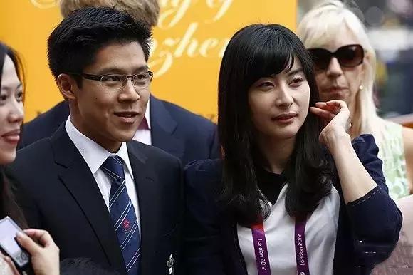 郭晶晶霍启刚，这对豪门夫妻没有狗血只有励志