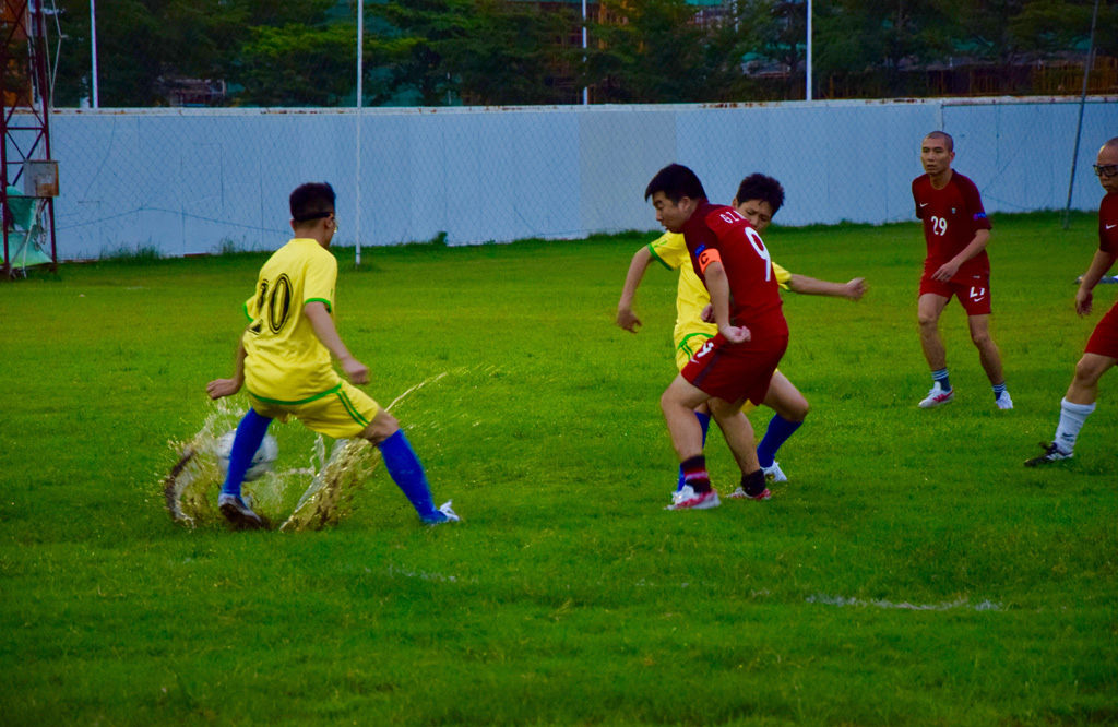 深圳南山区高新杯足球赛车悦宝大放异彩