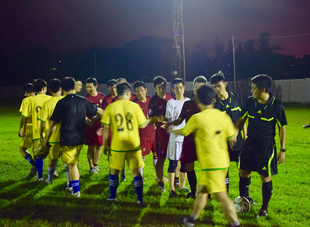 深圳南山区高新杯足球赛车悦宝大放异彩