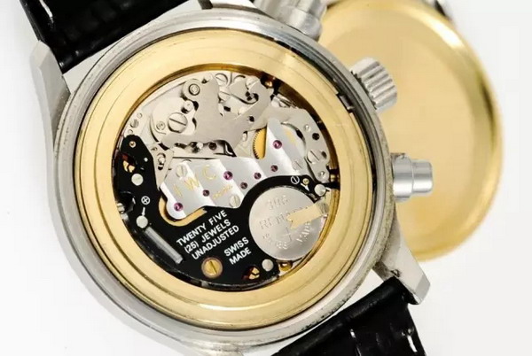 手表忽然停了不走了什么原因,手表忽然停了