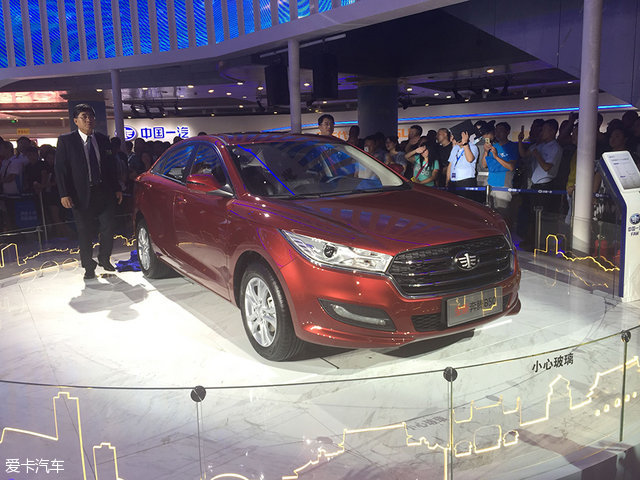 奔腾b501.4t新车落地价,奔腾b50刚上市多少钱