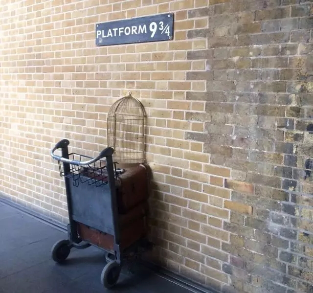 去文艺男神最爱的英国买买买,他脱欧,你脱单