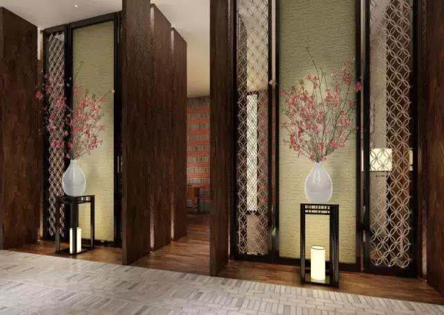 *咸平郎**抛出9字真经:买好股、炒好楼、换美金!