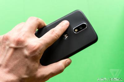 让联想很闹心的MotoG4评测