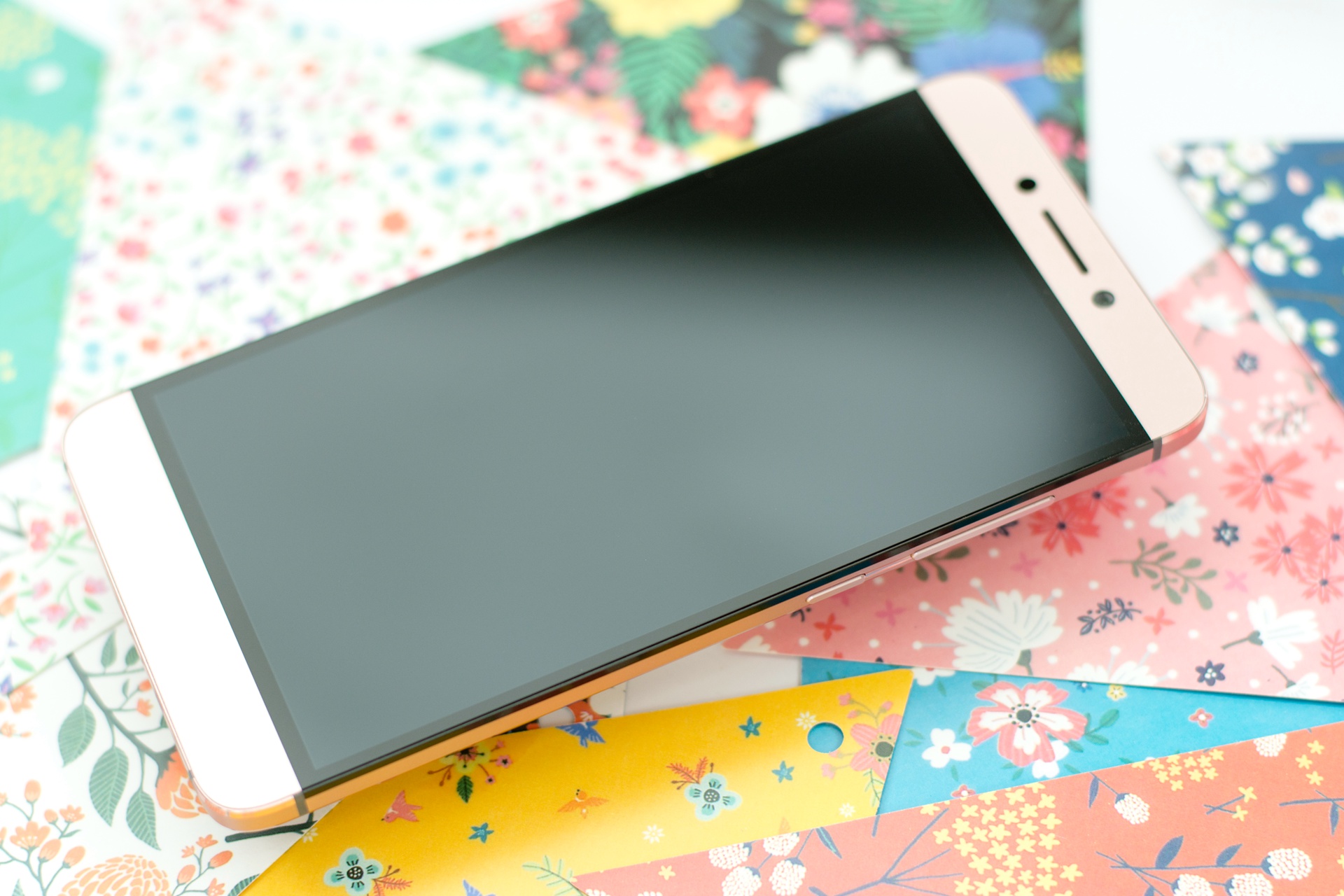 乐2pro手机怎么样,乐2pro手机值不值得入手