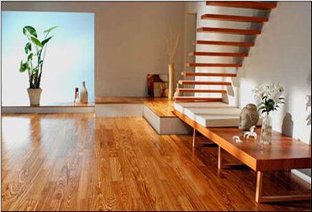 复合地板泡水翘边怎么补救,复合地板泡水起鼓能自己恢复吗