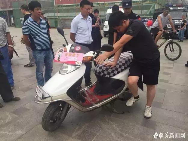 在平阳广场没领到你丢了的摩托或电动车了么?