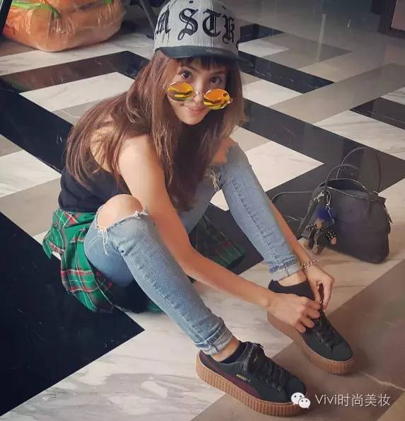 刘雯蔡依林走秀视频,蔡依林刘雯撞衫造型相差分不出