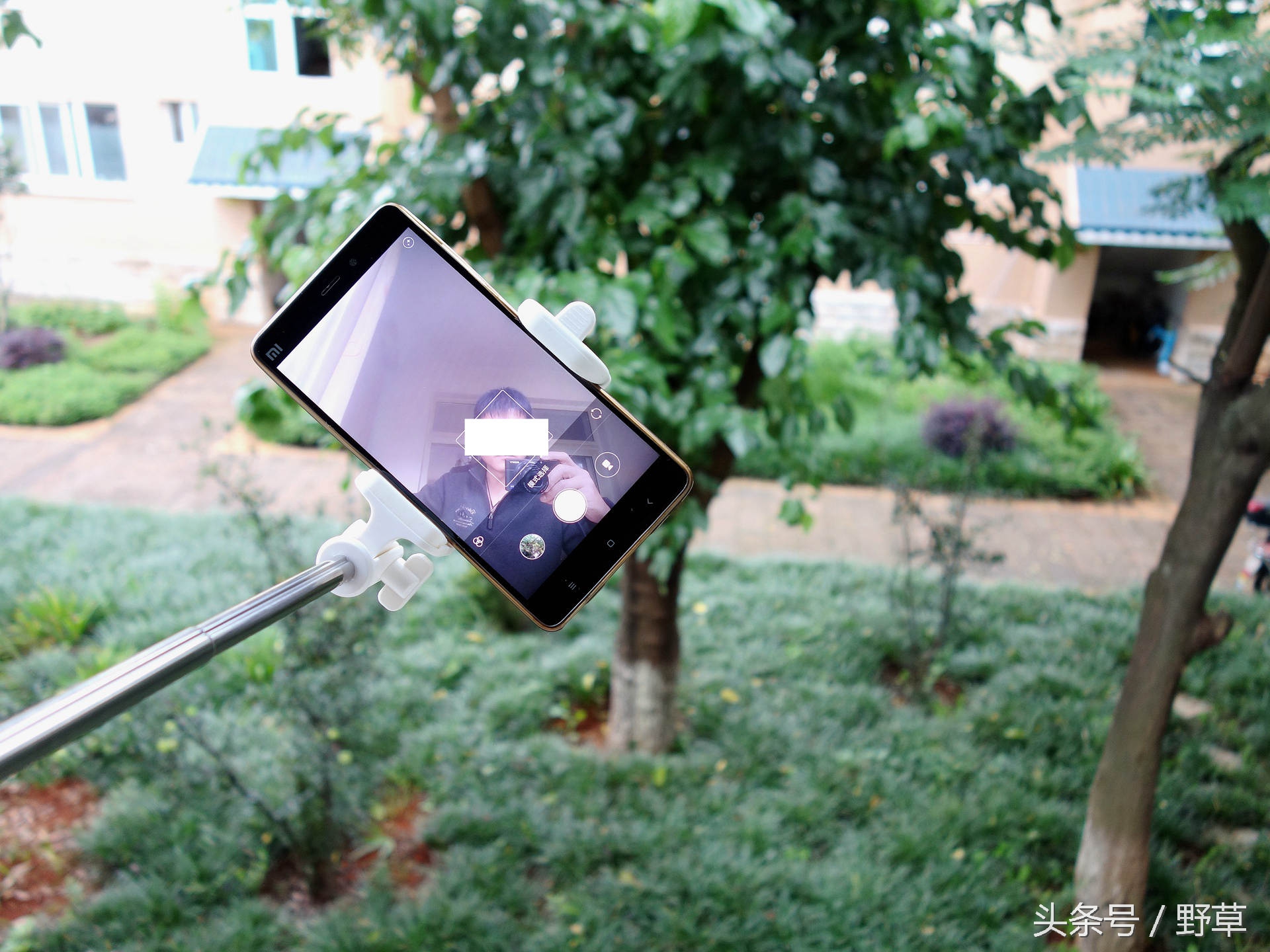 小米支架式自拍杆拍视频,小米自拍杆拍美照