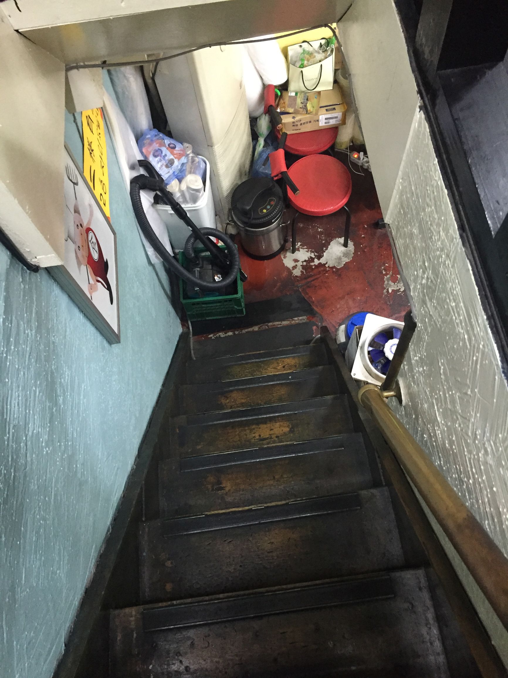 真实镜头下的韩国街边小饭店一顿游~