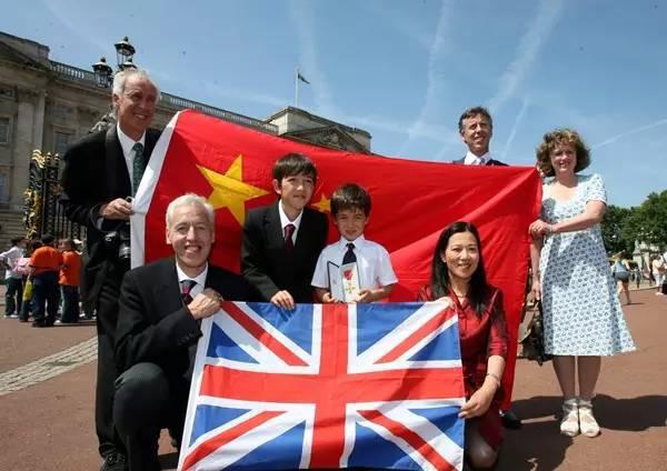 “中国女婿”威廉·林赛联合百代旅行发起“长城守护之旅”