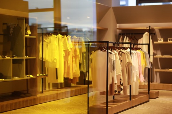 三亚精品店在哪,海南三亚首家店