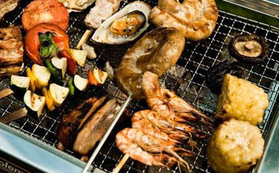 烧烤是无烟炭好还是木炭好,为什么烧烤必须用木炭