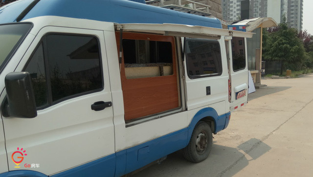 依维柯2046房车改装全过程,依维柯都灵v改房车