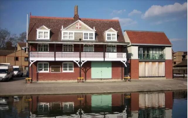 如何成为一个“挺酷”的艇库？