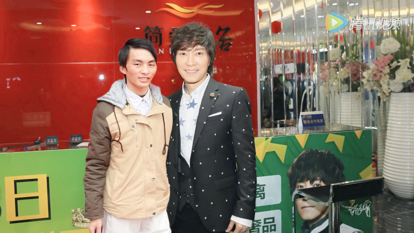 歌手祝湘龙,歌手娱乐报道