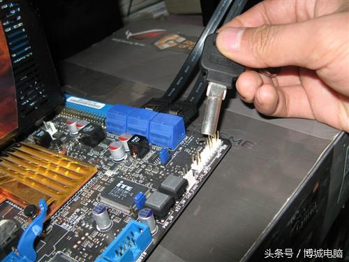 主机与主板的跳线,diy电脑机箱跳线与主板连接图解