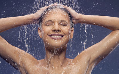 洗澡竟然能也能保健身体?