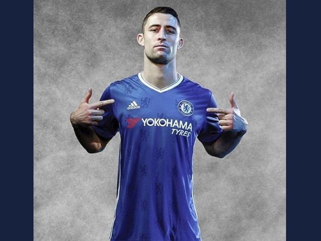 英超球队18-19赛季主客场球衣,英超20队队标图2018