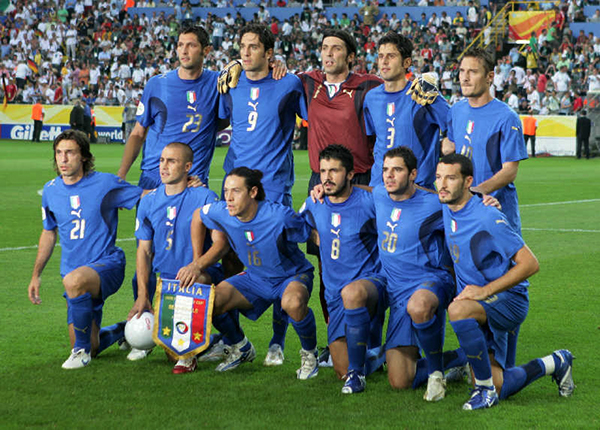 足坛现役球员夺冠次数,足坛29号战袍