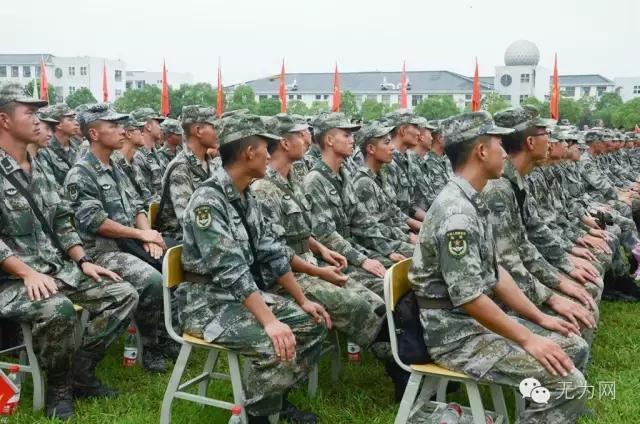 无为欢送抗洪英雄,芜湖欢送抗洪子弟兵