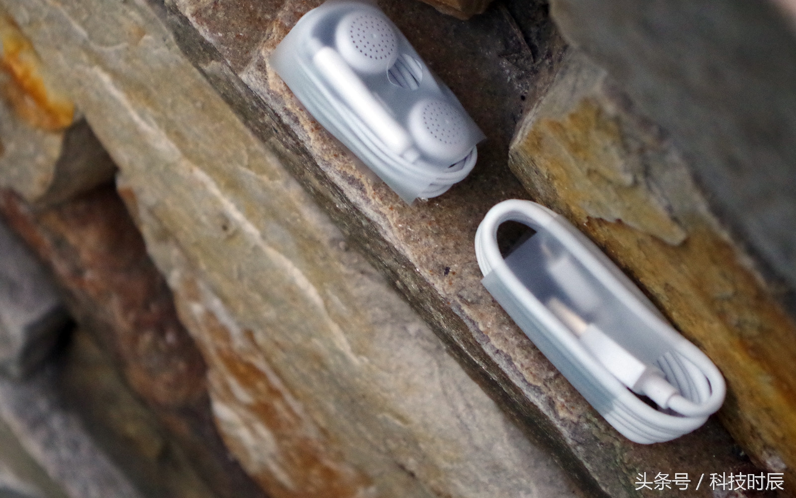 正面指纹解锁的千元机,oppo手机新款a59什么时候上市