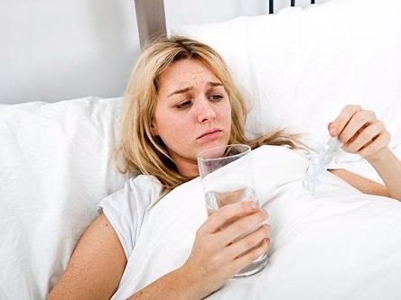 中医治疗下巴长痘痘,男人下巴长痘痘怎么治疗