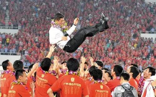 四年了终于把债务还清了,四年了终于修成正果