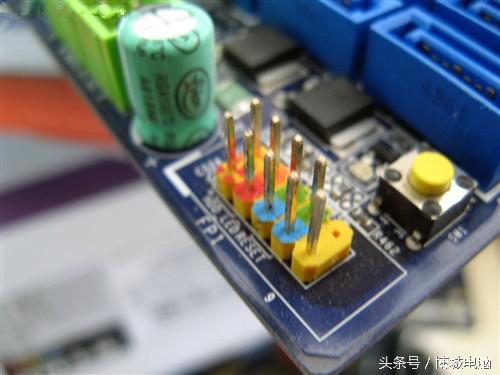 主机与主板的跳线,diy电脑机箱跳线与主板连接图解