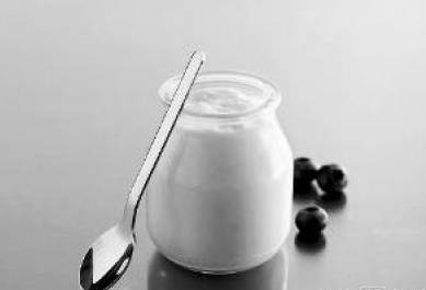 酸奶会影响维生素吸收吗,酸奶和药一起吃影响药效吗