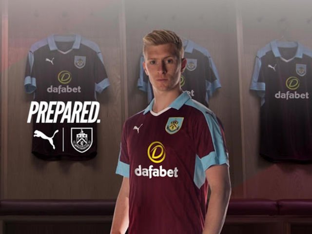 英超球队18-19赛季主客场球衣,英超20队队标图2018