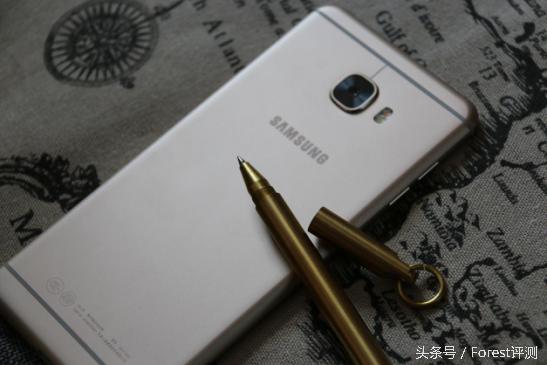 三星盖乐世c7如何使用bixby,三星盖乐世7参数表