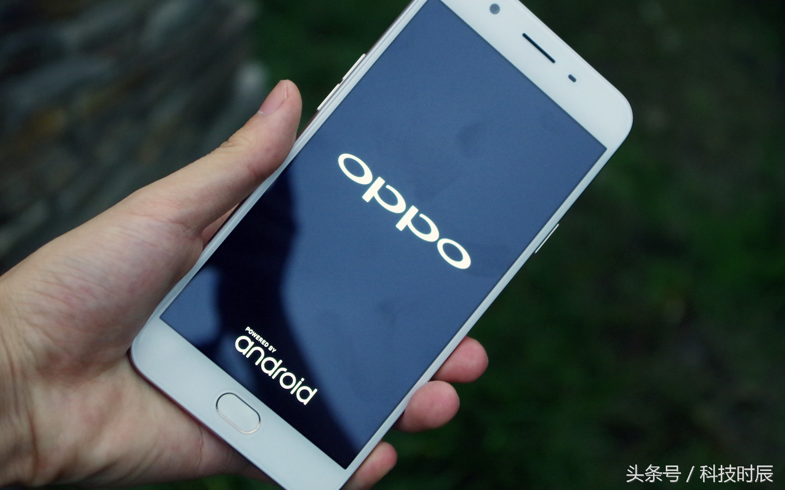 正面指纹解锁的千元机,oppo手机新款a59什么时候上市