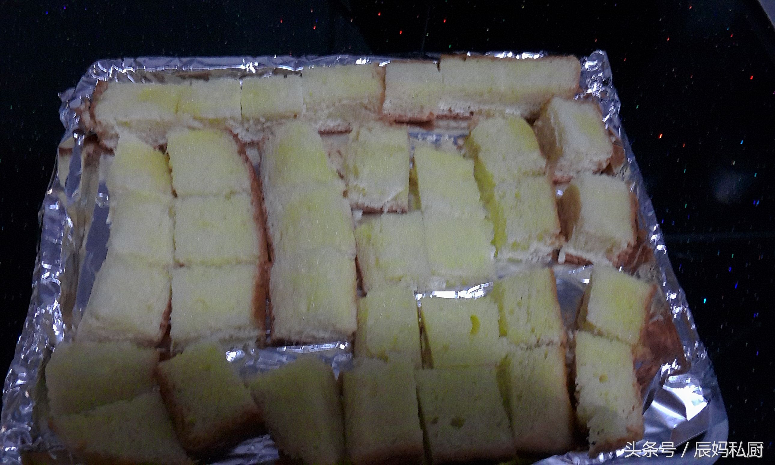 吐司面包怎么烤成酥脆的面包干,如何把面包做成面包干不用烤箱