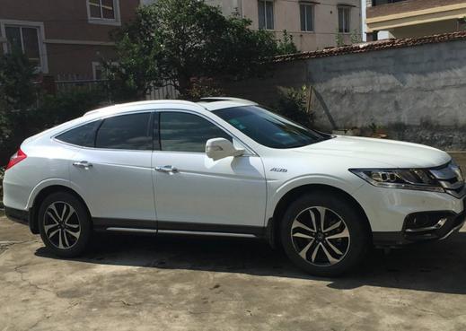 外观很酷很帅的车,2017年本田歌诗图3.0lawd试驾